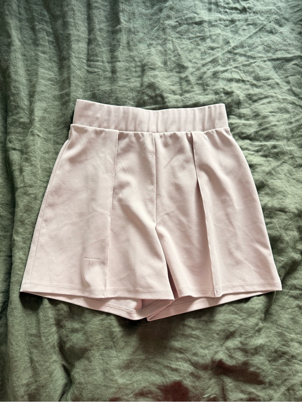 H&M Pale Pink High-Waist Pleated Shorts